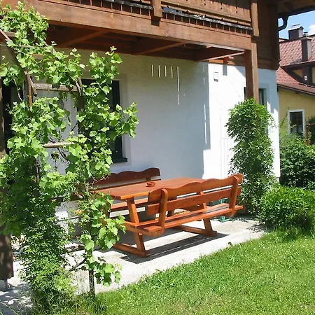 Διαμέρισμα Am Pflanzgarten Ebensee